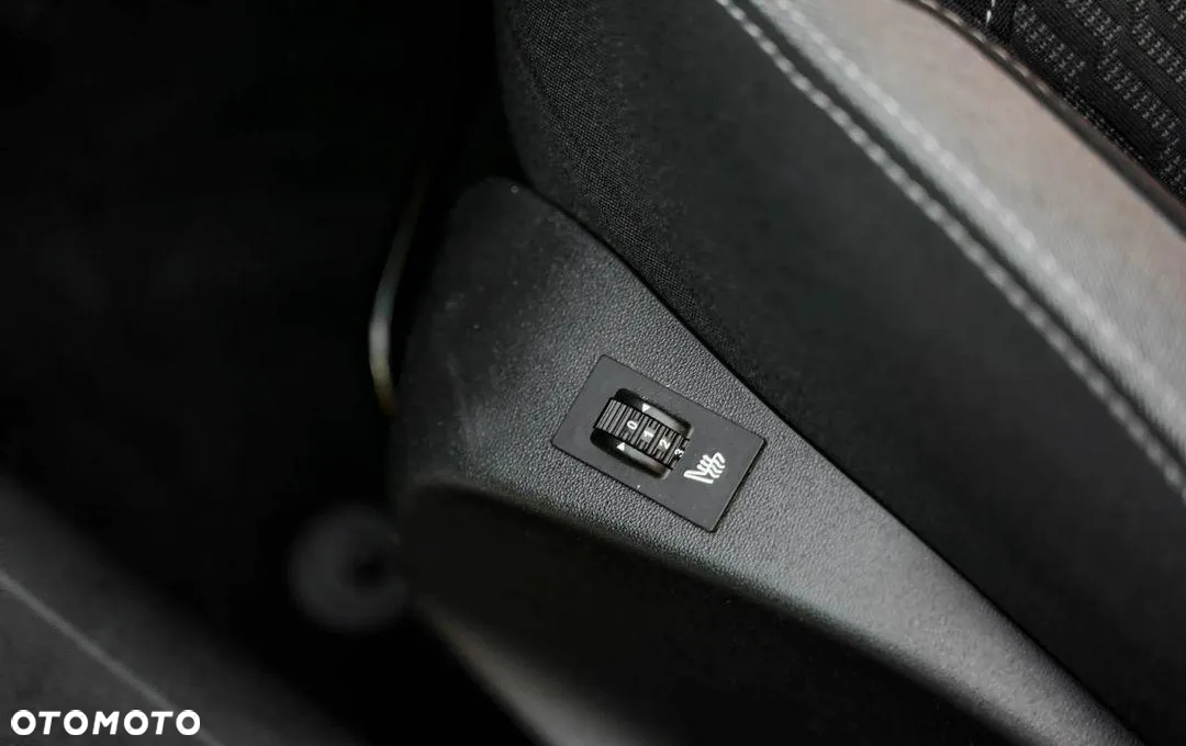 Peugeot 208 1.2 PureTech Allure - 14