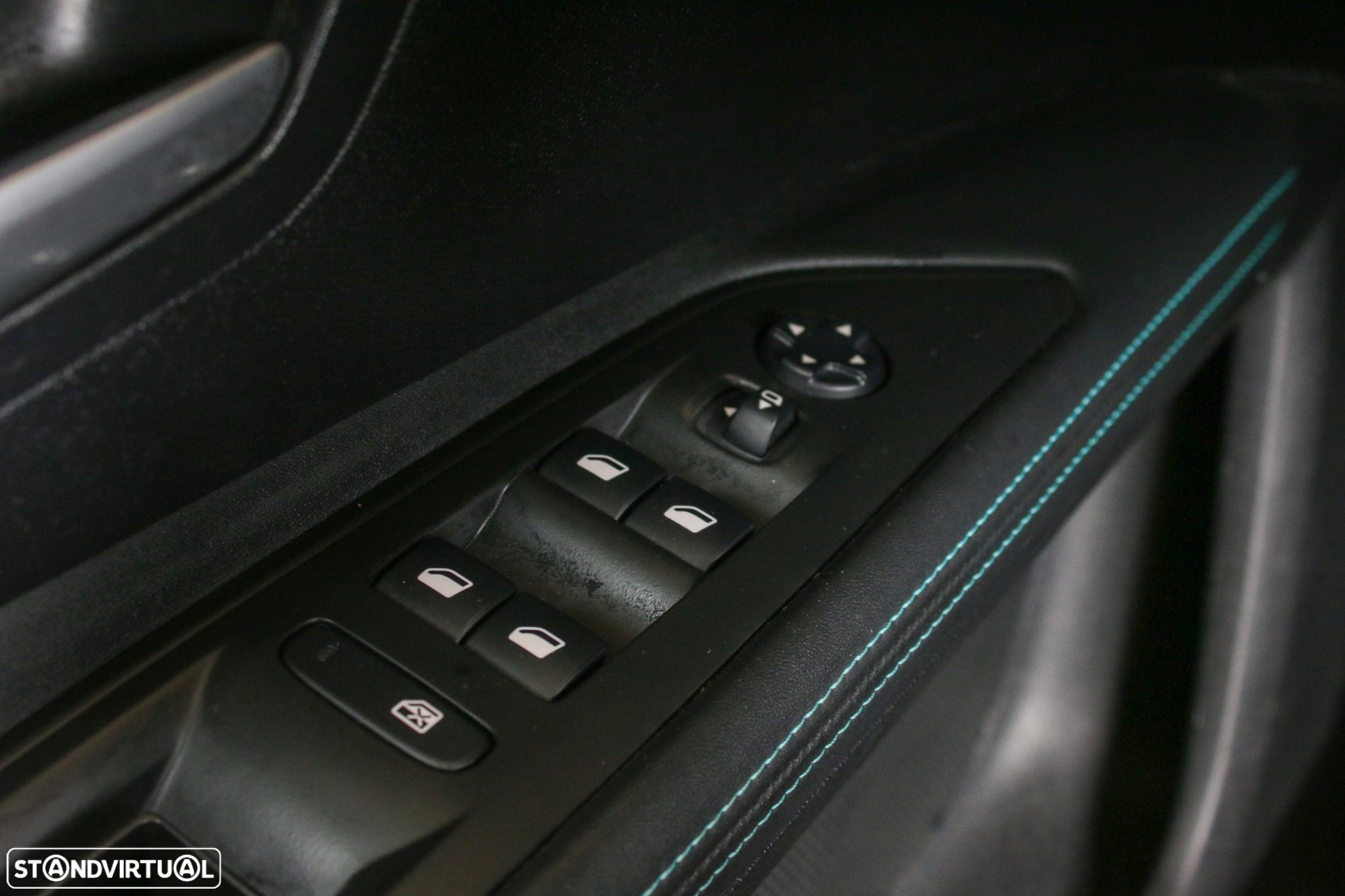 Peugeot 3008 1.2 PureTech Allure Pack - 18