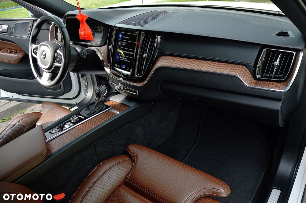 Volvo XC 60 T5 AWD Geartronic Inscription - 11