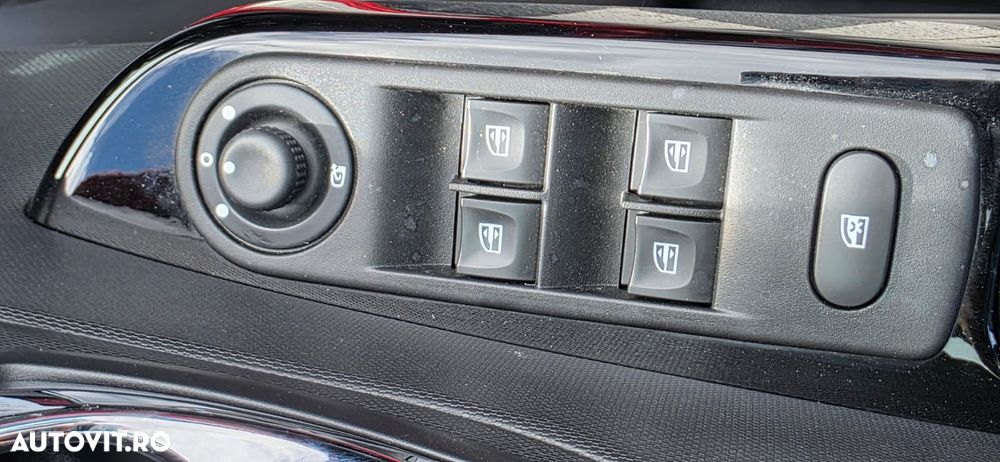 Renault Captur - 17