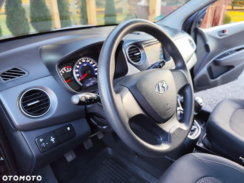 Hyundai i10 1.2 YES Gold - 22
