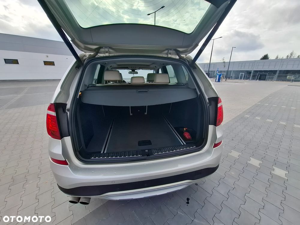 BMW X3 xDrive28i - 10
