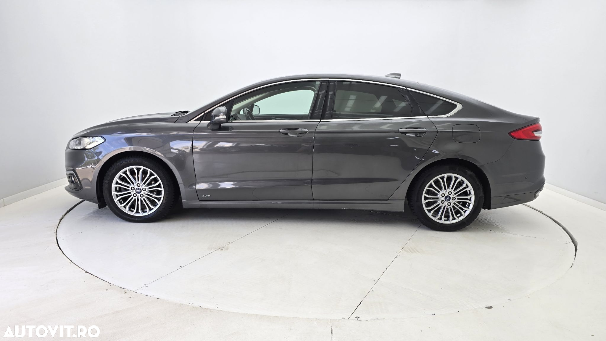 Ford Mondeo - 9