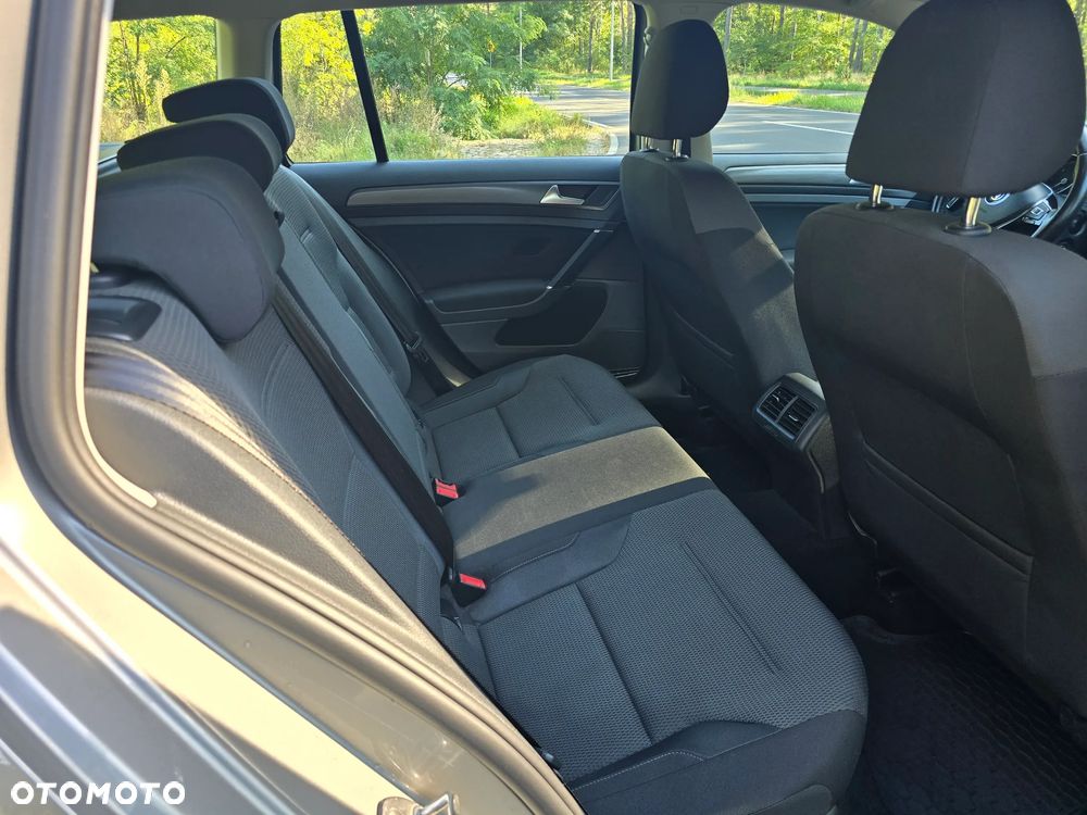 Volkswagen Golf VII 1.6 TDI BMT Comfortline - 25