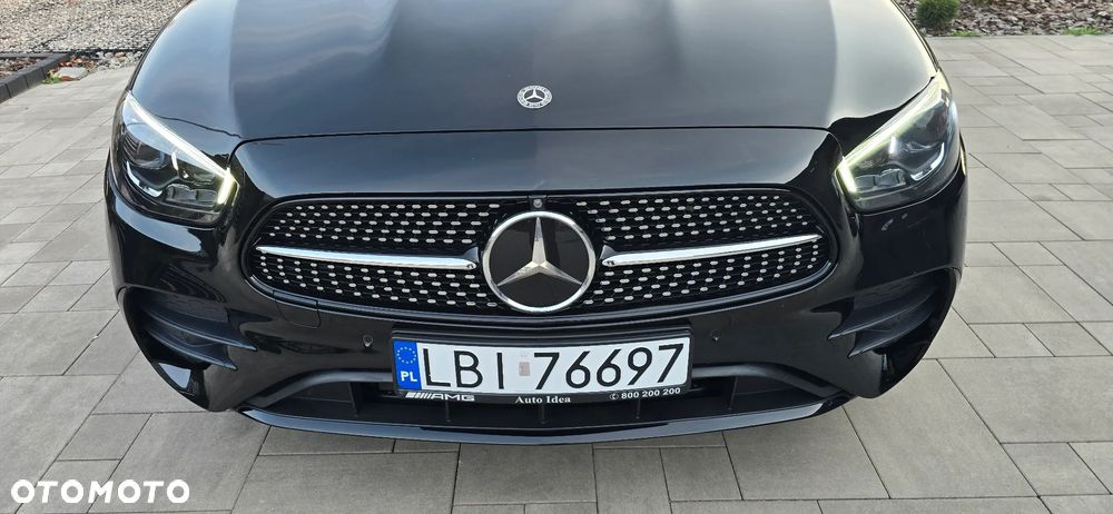 Mercedes-Benz Klasa E ver-220-d-4matic-9g--tronic-amg-line - 21