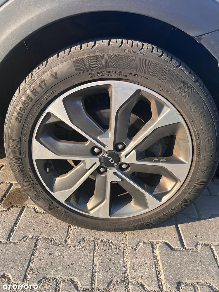 Kia Stonic 1.0 T-GDI L - 10