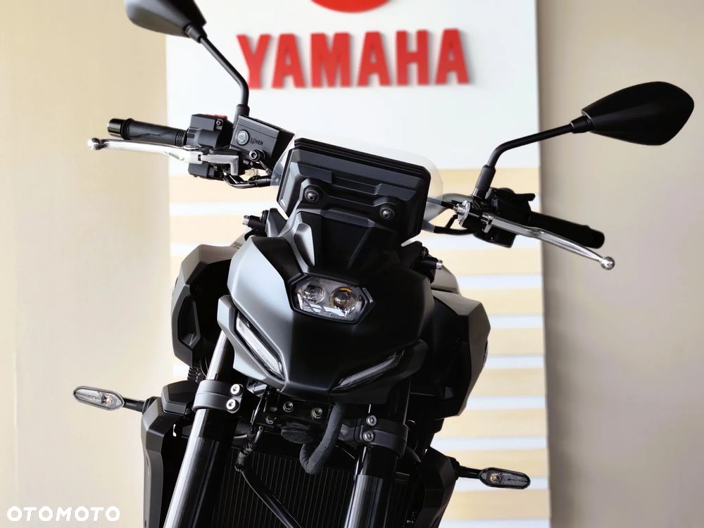 Yamaha MT - 3