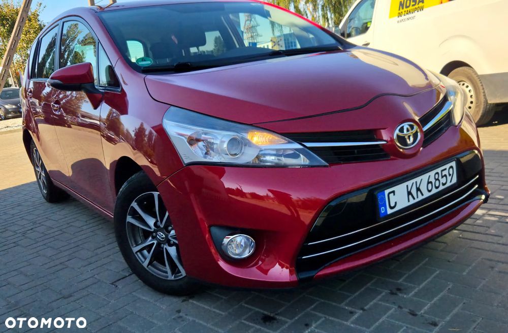 Toyota Verso 2.0 D-4D 5-Sitzer Executive - 16