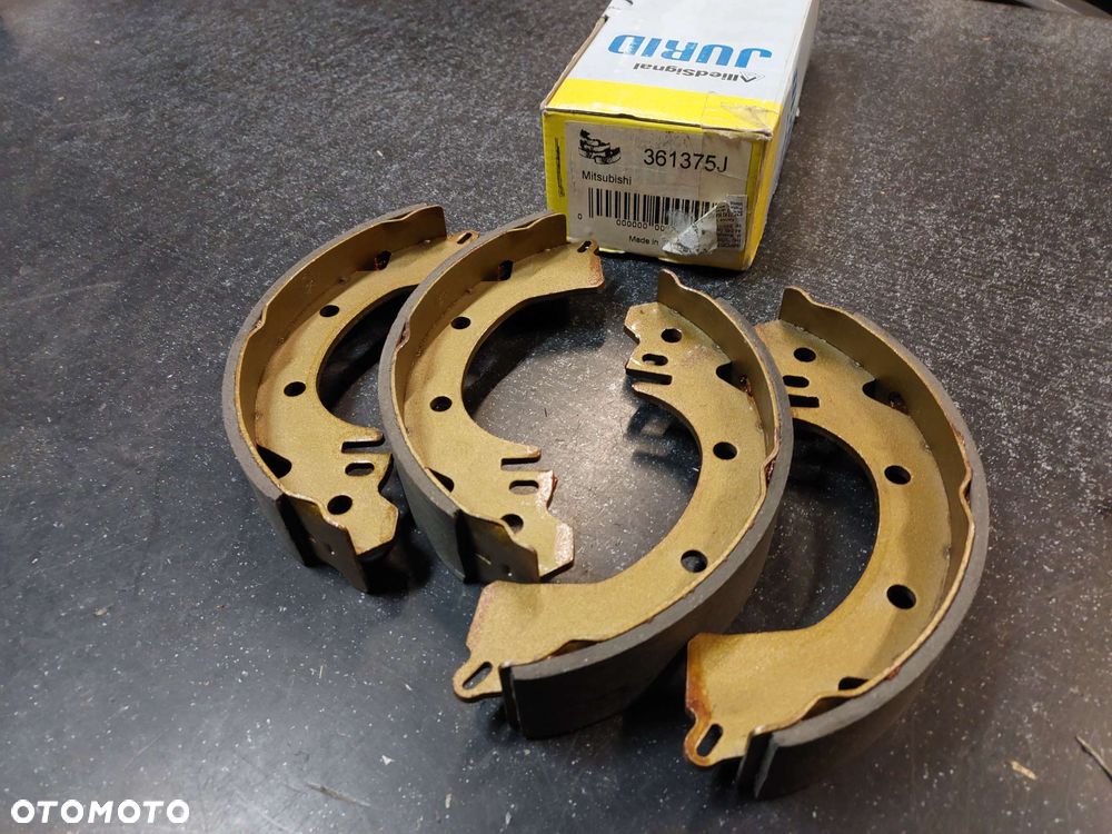 SZCZĘKI HAM 203x36  MITSUBISHI CORDIA, GALANT V, GALANT VI, LANCER III, LANCER IV, SPACE, TREDIA 1.4-2.4 09.82-10.98 - 1