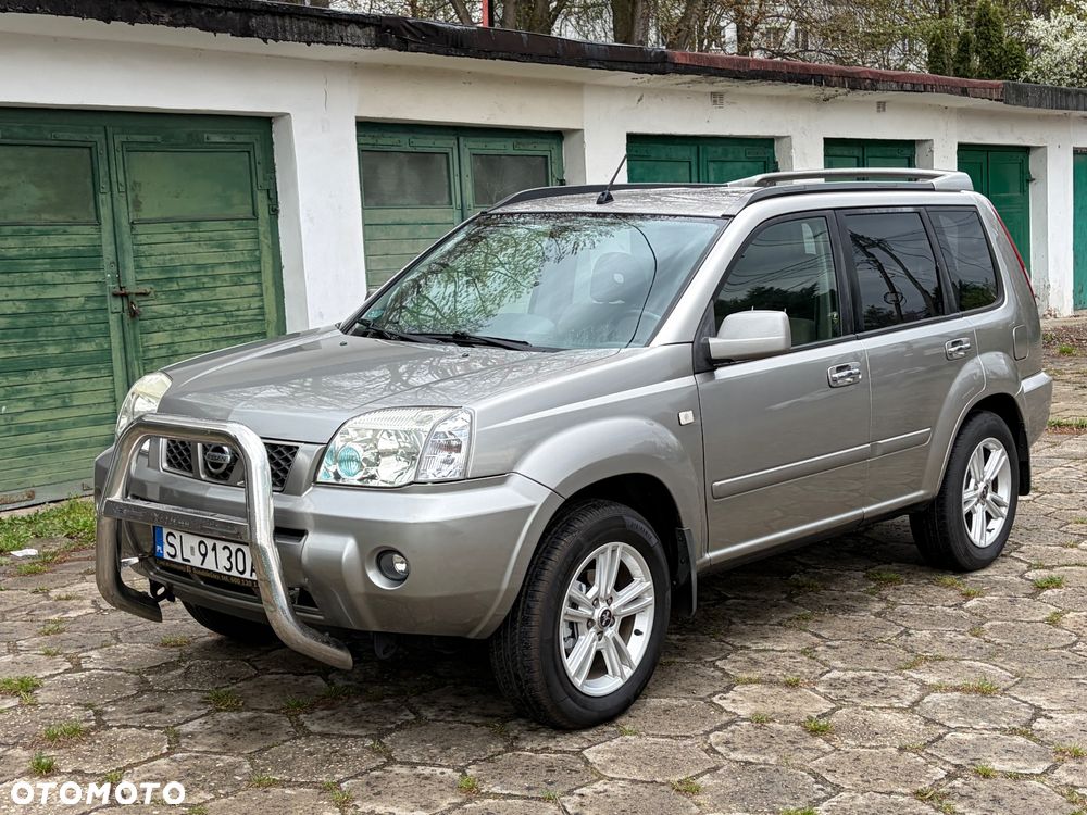 Nissan X-Trail 2.5 4x4 Elegance - 19