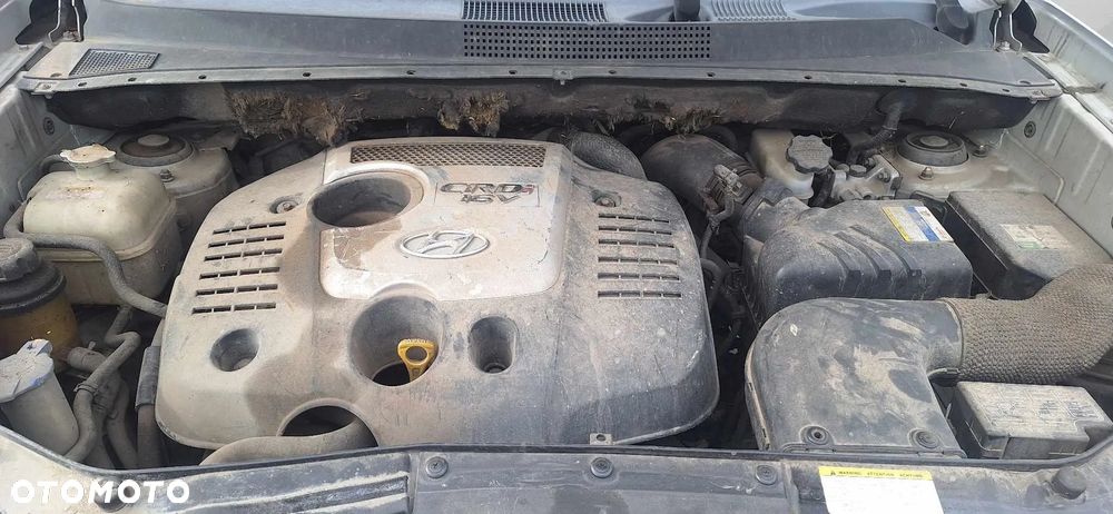 Hyundai TUCSON I 2,0 CRDI 140KM piasta zwrotnica prawa lewa - 2