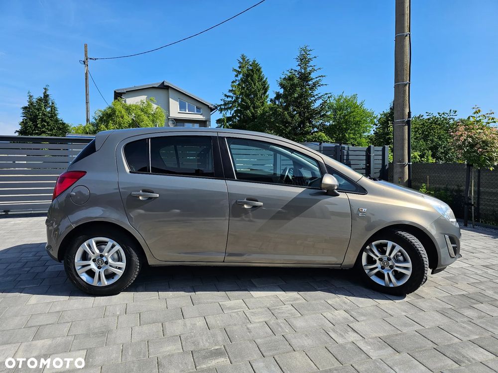 Opel Corsa 1.4 16V Automatik 150 Jahre - 19