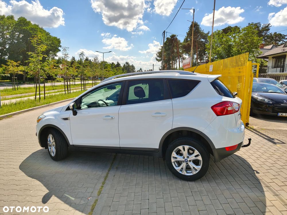Ford Kuga 2.0 TDCi 2x4 Titanium - 11