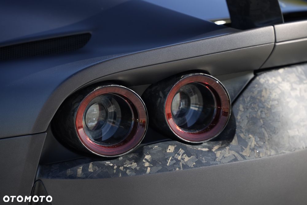 Ferrari 812 Superfast - 20