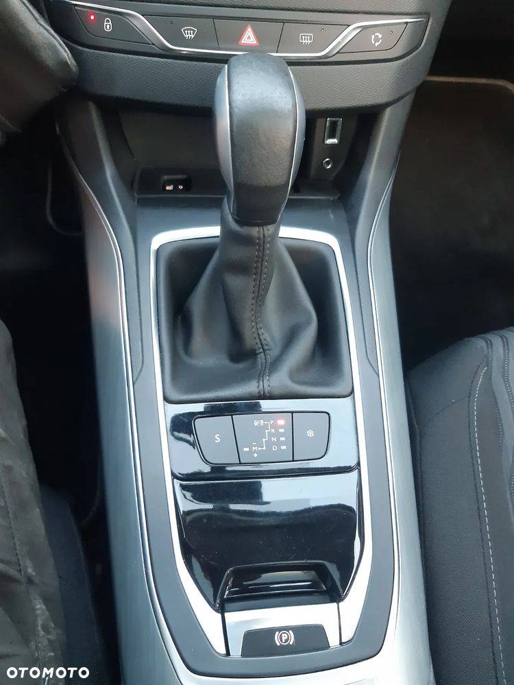 Peugeot 308 SW BlueHDi 150 Automatik Stop & Start Niveau 2 Business-Line - 28