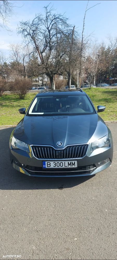 Skoda Superb 2.0 TDI 4X4 DSG Ambition - 1