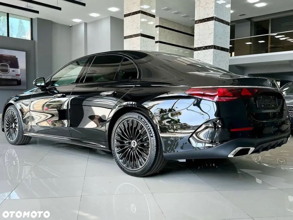 Mercedes-Benz Klasa E 220 d 4-Matic AMG - 2