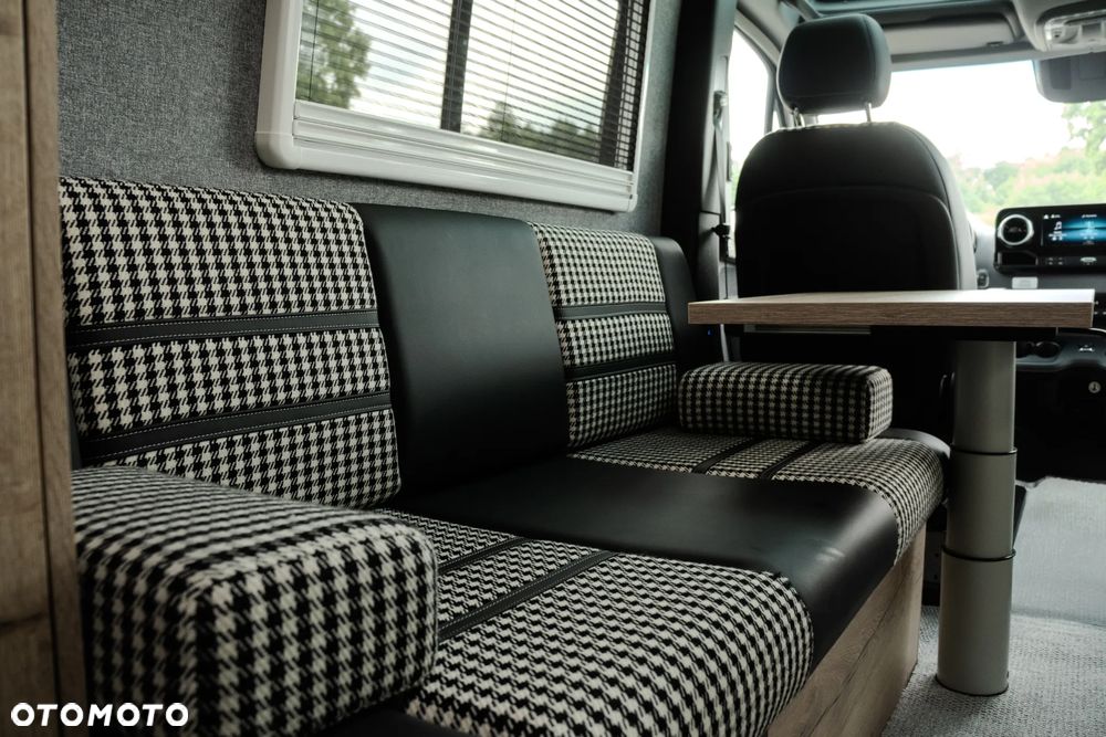 Mercedes-Benz Sprinter - 22