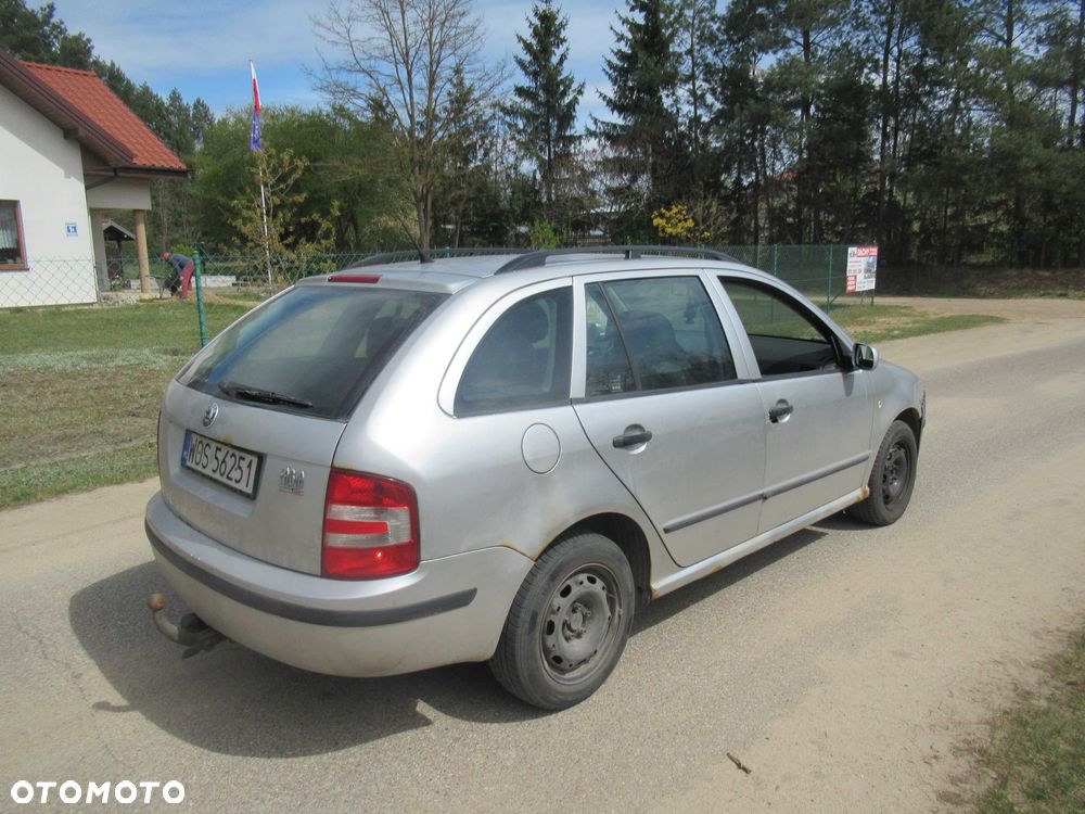 Skoda Fabia - 4