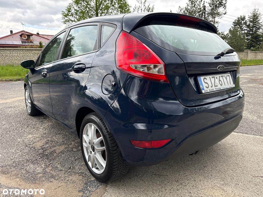 Ford Fiesta 1.25 Trend - 23
