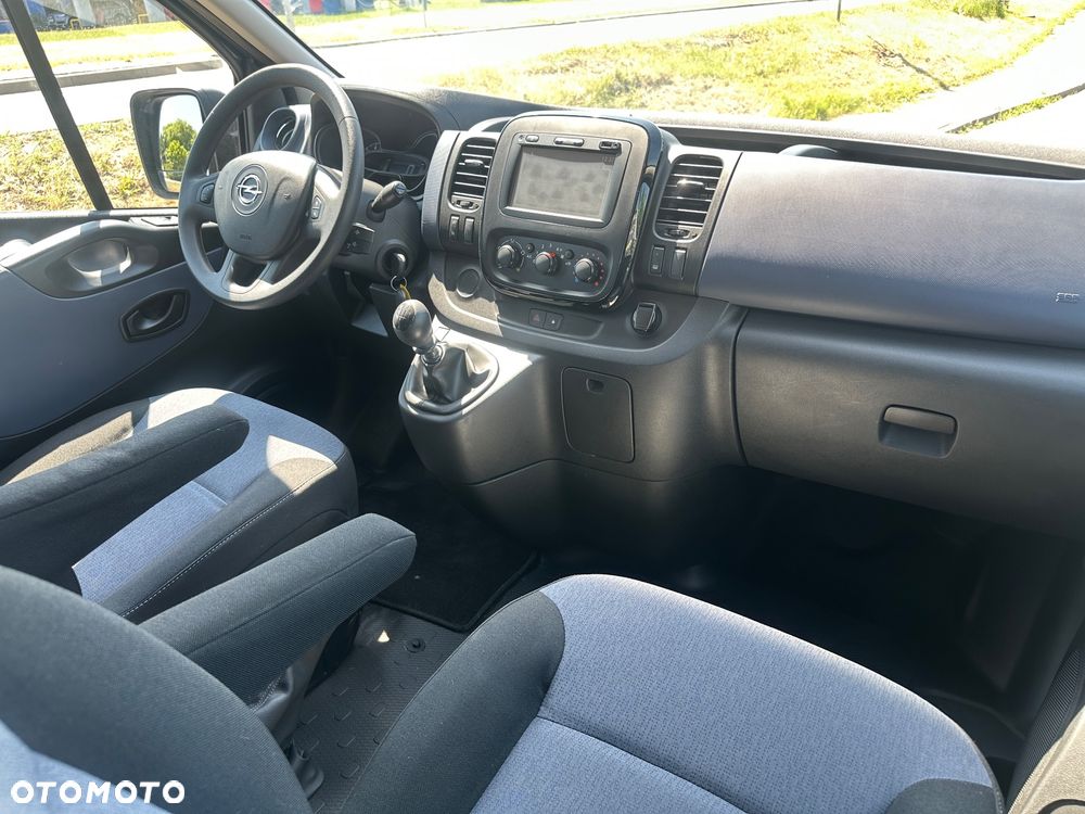 Opel Vivaro - 12