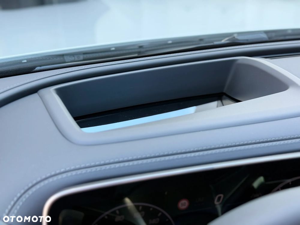 Mercedes-Benz GLC - 33