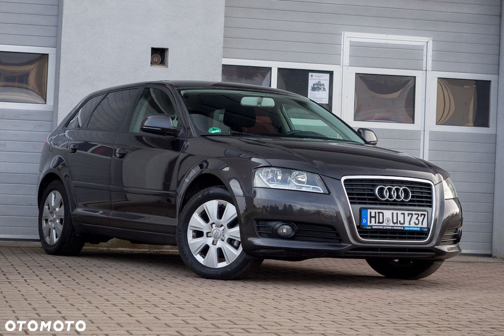 Audi A3 Sportback 1.6 Attraction - 3