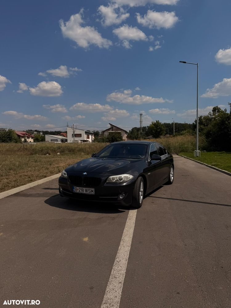 BMW Seria 5 525d xDrive AT - 1