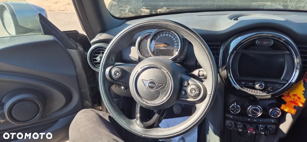 MINI ONE Standard - 24