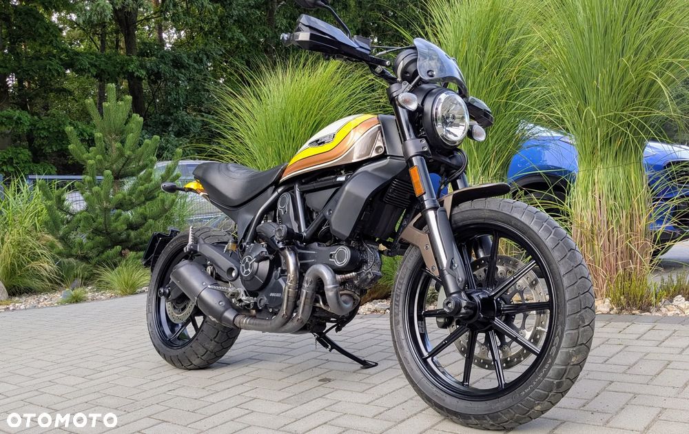 Ducati Scrambler - 1