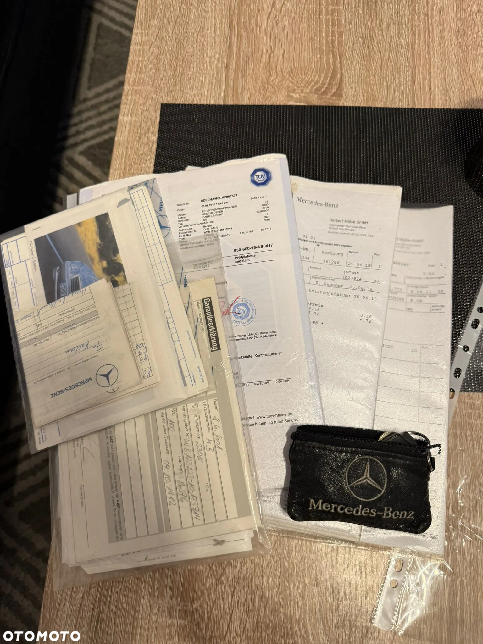 Mercedes-Benz W123 - 34