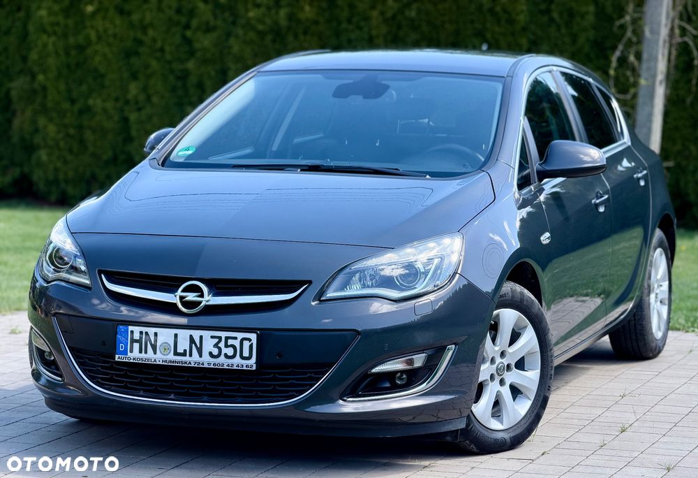 Opel Astra 1.4 Turbo Color Edition - 1