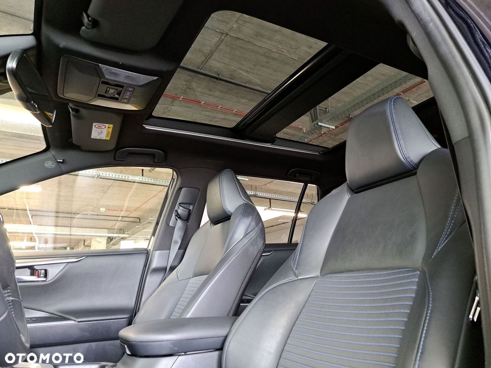 Toyota RAV4 - 14