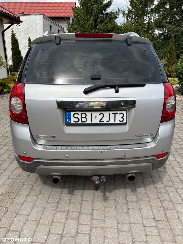 Chevrolet Captiva 2.4 LS - 6