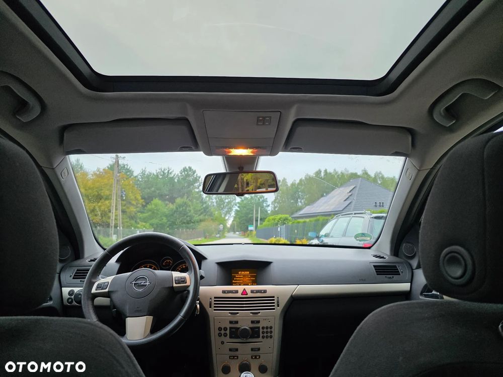 Opel Astra 1.6 Edition - 11