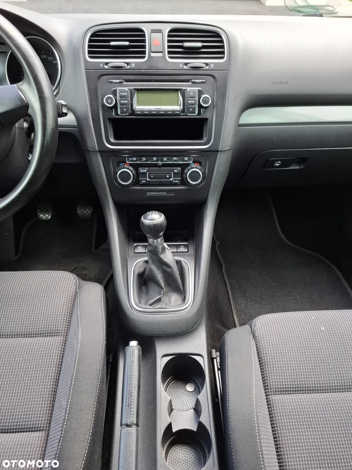 Volkswagen Golf 1.6 Comfortline - 13