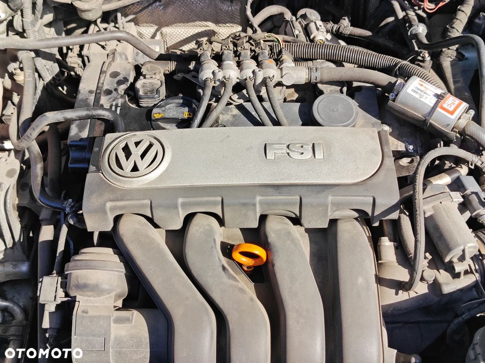 Volkswagen Passat 2.0 FSI Comfortline - 18