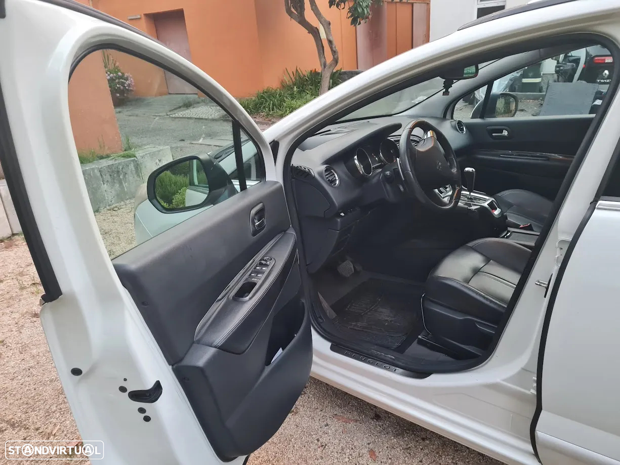 Peugeot 5008 - 9