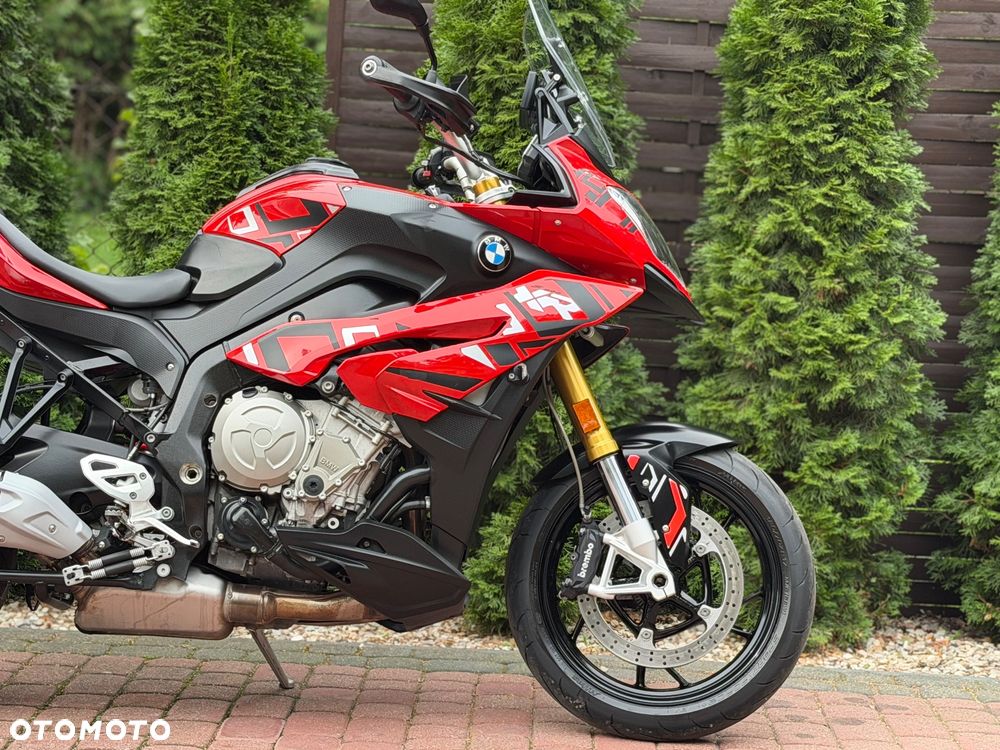BMW XR - 10