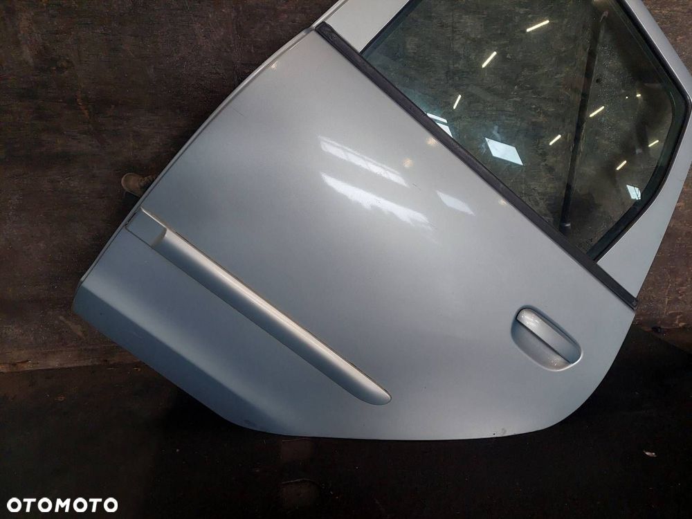 DRZWI KOMPLETNE LEWY TYŁ MITSUBISHI COLT VI 21H HB 5D - 2