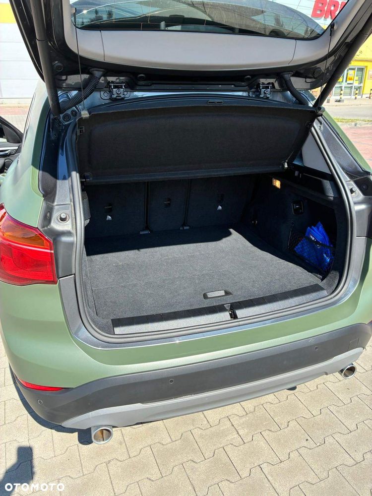 BMW X1 xDrive18d - 12