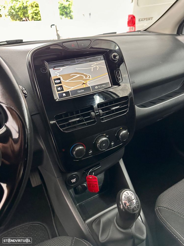 Renault Clio 1.5 dCi Limited EDition - 14