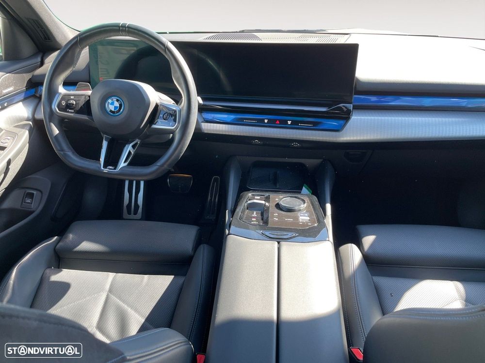 BMW i5 eDrive40 Pack Desportivo M - 8