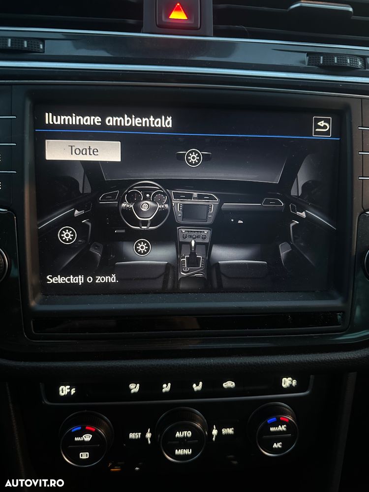 Volkswagen Tiguan - 17