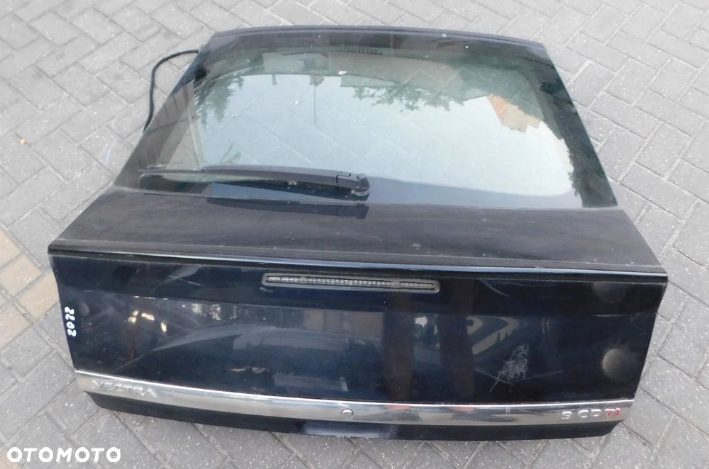 szyba w klapę bagażnika klapa tył OPEL VECTRA C GTS HB Z20Z spoiler - 1