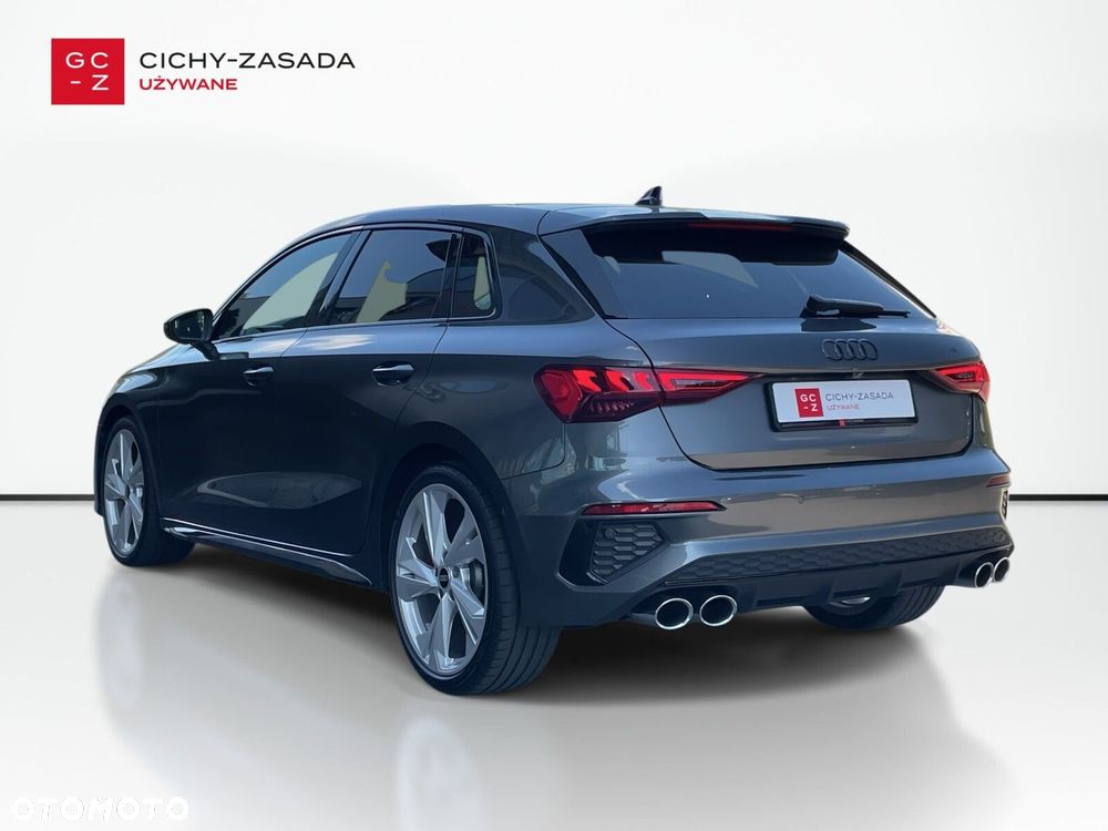 Audi S3 Sportback TFSI Quattro S tronic - 4
