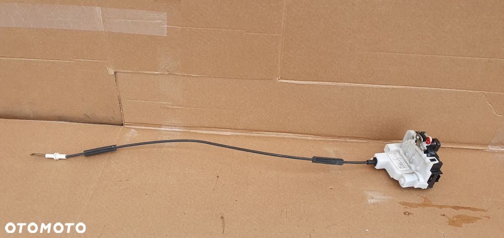 Zamek drzwi lewy przód przedni lewy Fiat 500 51827413 - 1