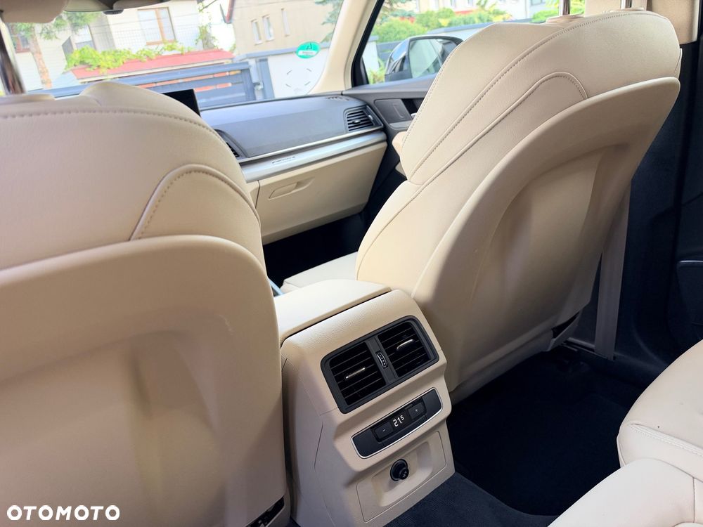 Audi Q5 50 TFSI e quattro S tronic design - 20