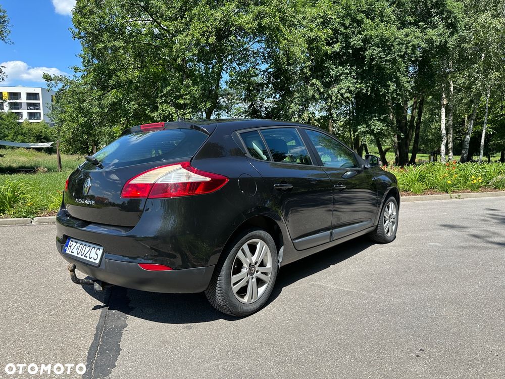 Renault Megane 1.6 16V 100 Authentique - 4