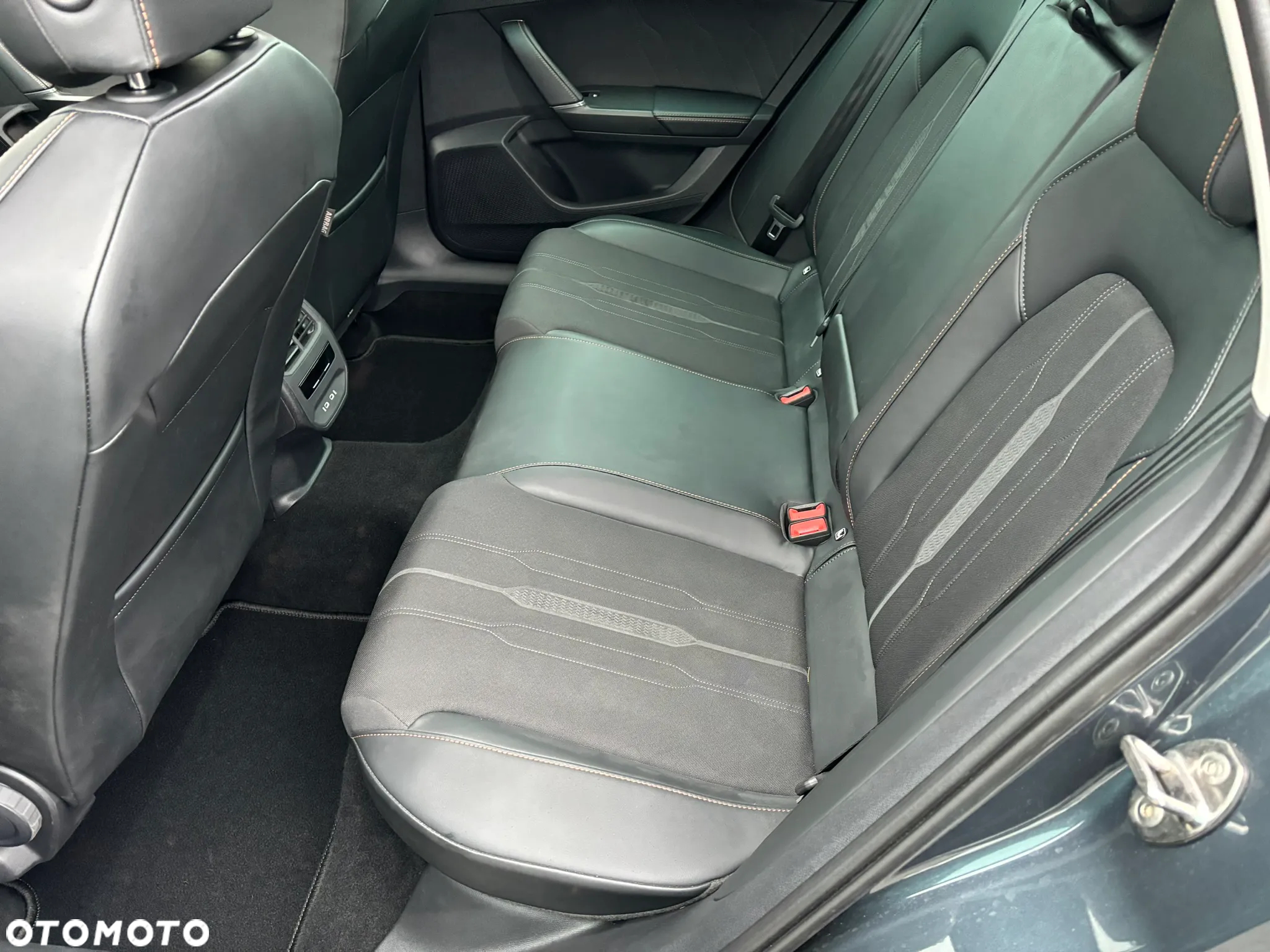 Cupra Formentor 1.5 e-Hybrid DSG VZ - 11